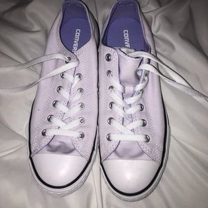 Converse all star two tongues